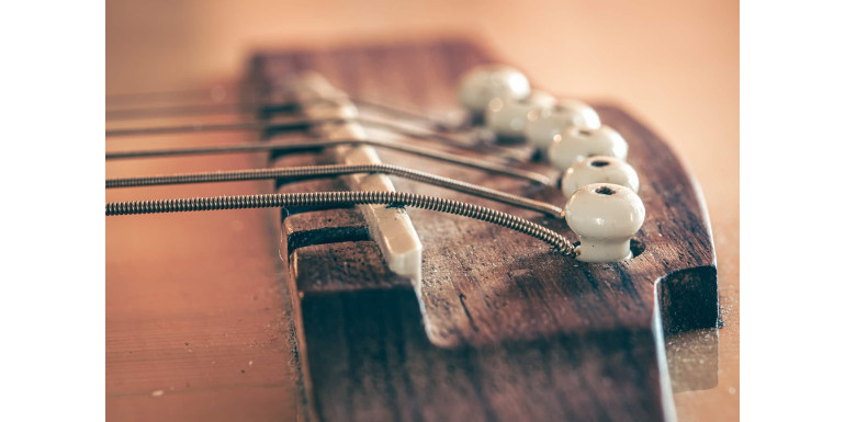 Cuántas cuerdas tiene una guitarra